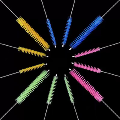 El limpiador de tubos de nylon y el cepillo de limpieza de tubos